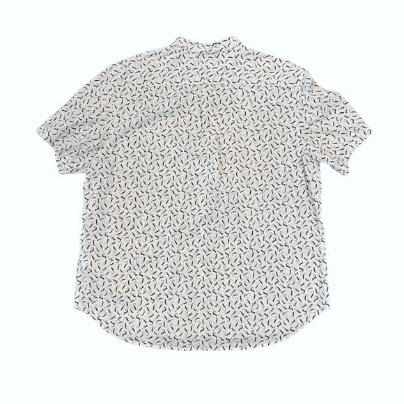 Old Navy Men's White W/Gecko Print Classic Slim Fit Button Down Shirt - SIZE XXL - Picture 3 of 7